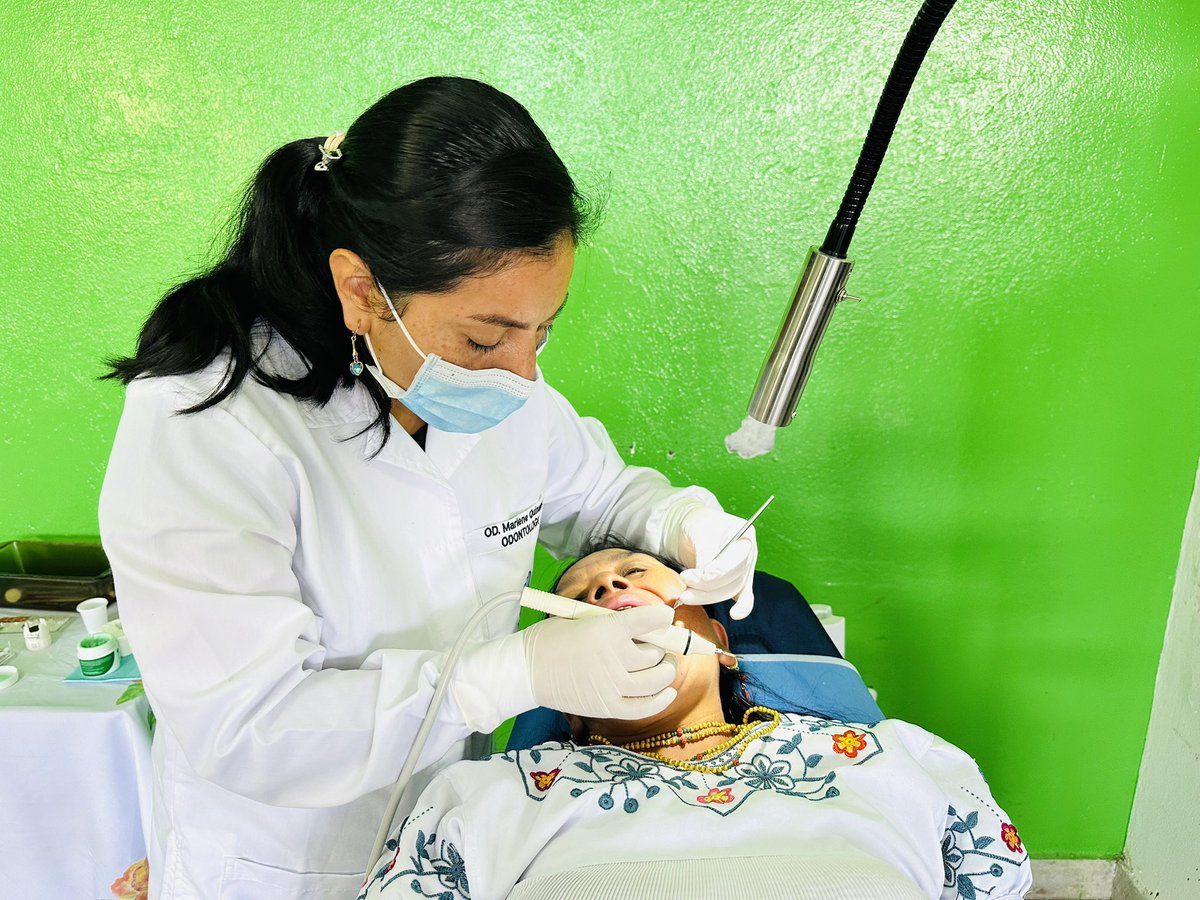 IESSPichincha's tweet photo. #IESSteInforma | Más de 60 familias del Nuevo Seguro Social Campesino recibieron los servicios del IESS en la #BrigadaIntegral que tuvo lugar en El Chaupi - Cayambe. 📍

🩺 Chequeos médicos preventivos, 🦷atención odontológica, visitas insitu para verificar que los afiliados cumplan con los requisitos para pertenecer al @IESS_SSC ✅ y actualización de datos ✍️, son algunos de los servicios que forman parte de las brigadas en territorio de este seguro especializado.