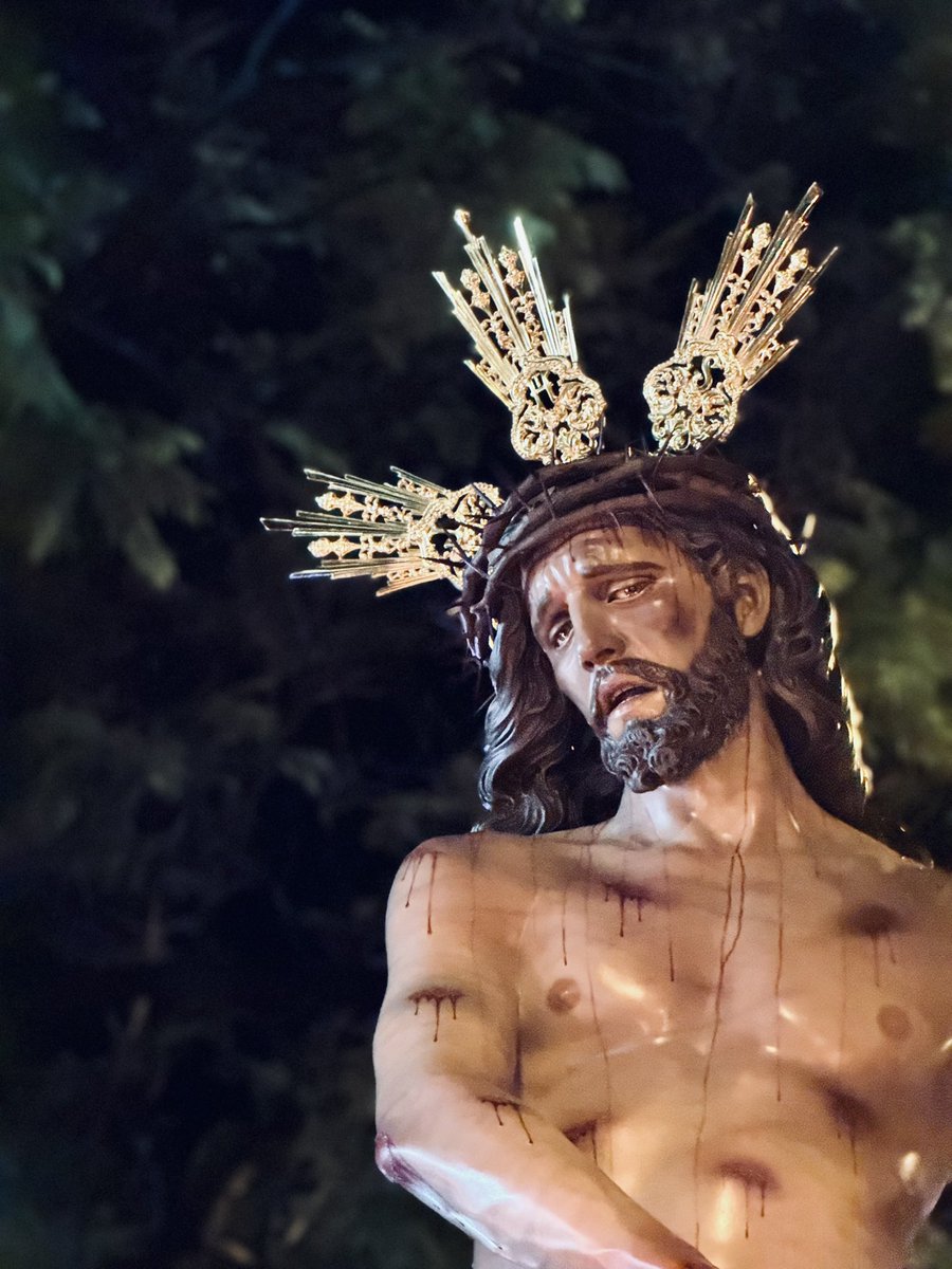 21:32h | "Porque cualquiera que se enaltece será humillado; y el que se humilla será enaltecido.”

#Bendición #HumildadBarbadillo