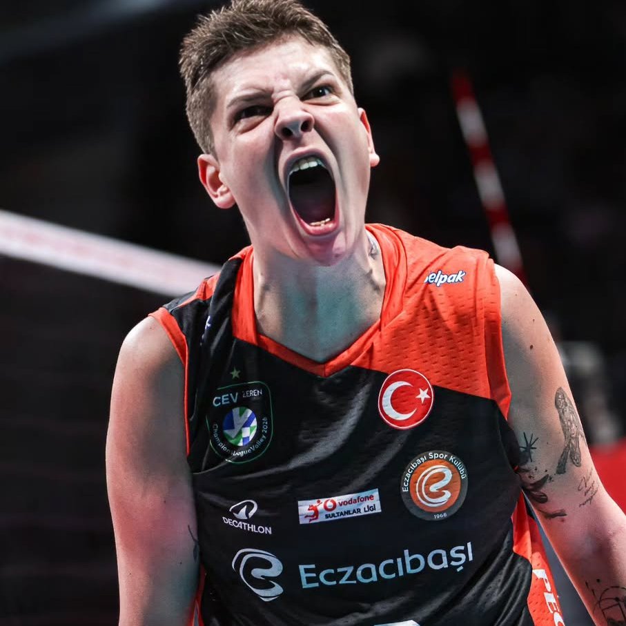 BOSSKOVİÇ'İN ASKERİ tweet media