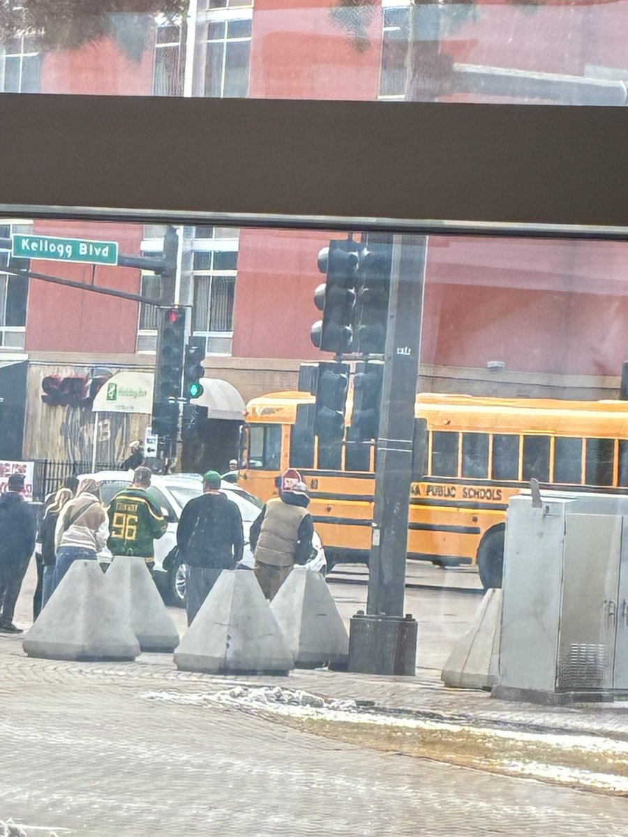 coach tommy tweet media