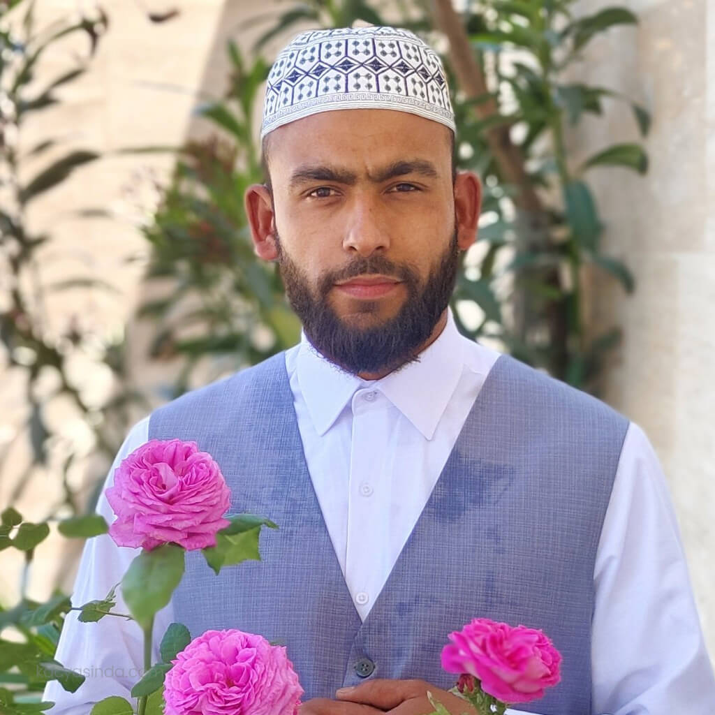 ajansJargon's tweet photo. 🗣️Gazeteci Adem Demir:

“ ‘Kabe'de Hacılar Hu Der Allah' ilahisiyle gündemde olan Celal Karatüre, Ramazan’da davet edildiği yardım amaçlı iftar programı için 300 bin TL istedi. 

Bunun dışında tanıtım amaçlı programlardan 500 bin TL talep ediyor.” https://t.co/5hDQvhFVbS