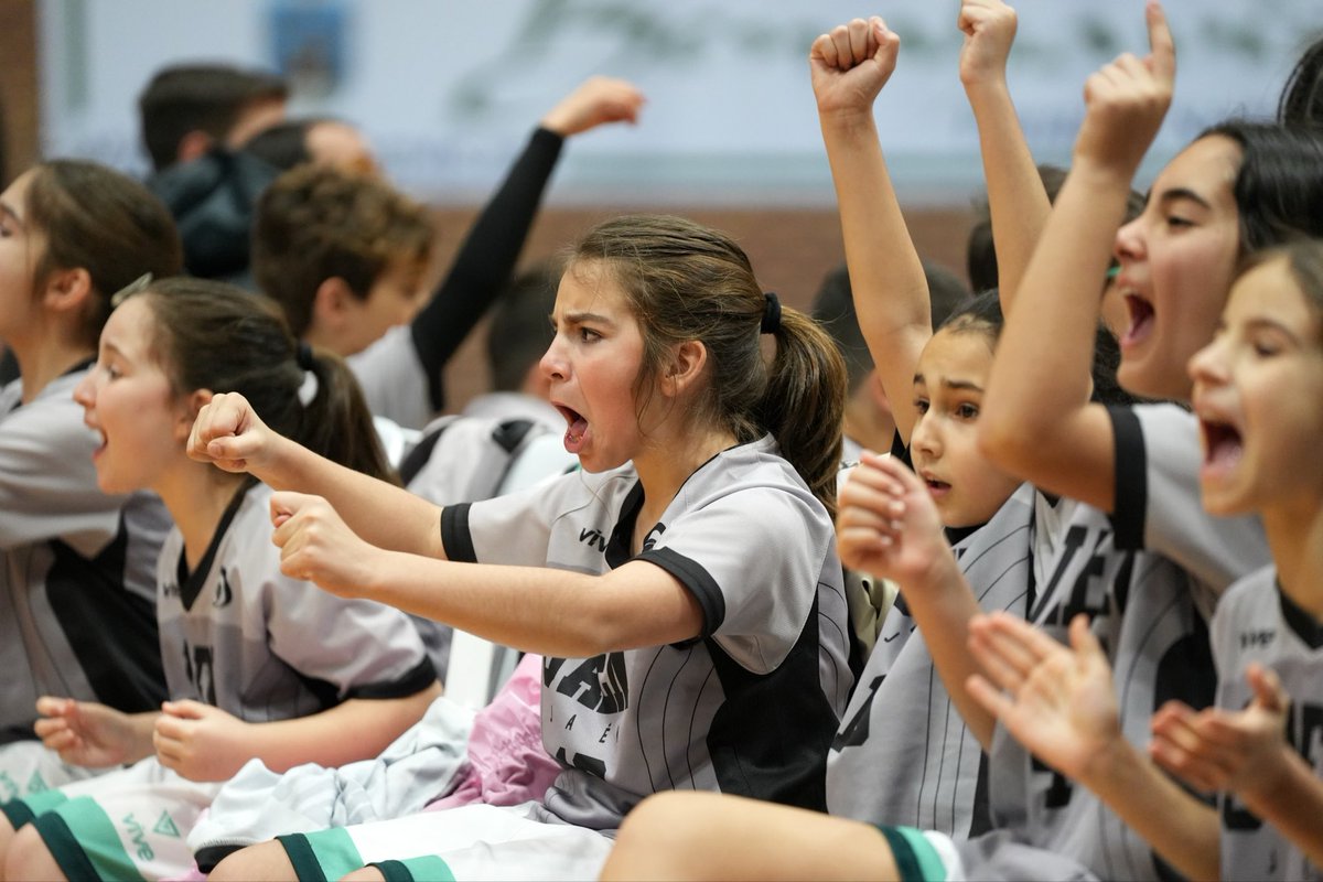 FABJaen's tweet photo. Sábado de mucho baloncesto para nuestros preminis ⛹🏼‍♂️⛹🏼‍♀️ ¡Un día para disfrutar y seguir aprendiendo! 

📷🏀 Todas las fotos del campeonato, en nuestro Flickr 👉 https://t.co/GBIFbDysa3…

#FiestaPremini2026 @aytodebenahavis https://t.co/mdcjLrrP8v
