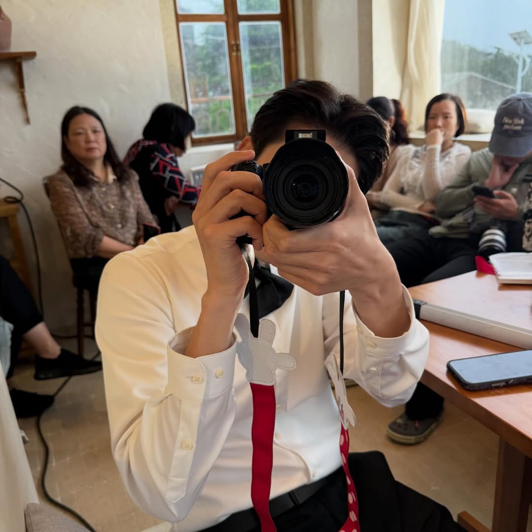 My only

instagram.com/p/DVlpASQERF7/…

#linfengsong #chenwen #fengwen