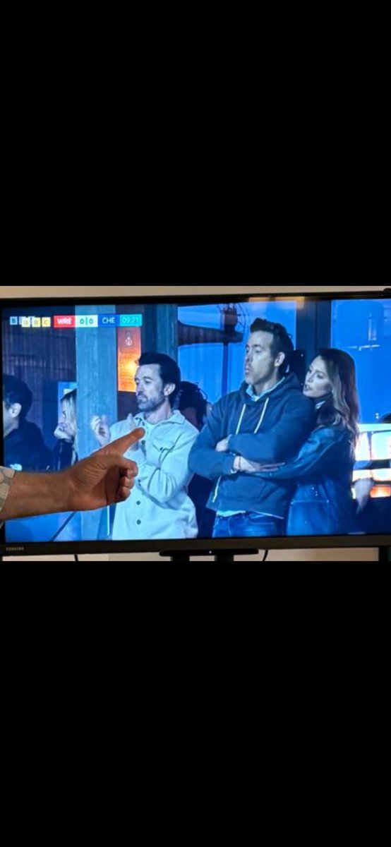 Omid Djalili tweet media