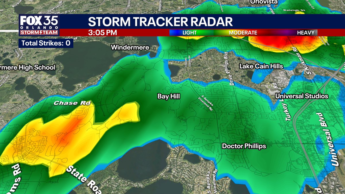 lblanchard_wx's tweet image. ATTENTION GOLF FANS!⛳️🏌️
Due to rain over Bay Hill at around 3PM, play was suspended.
Play will resume at 4PM.
Good news is that there was no lightning. 
There is still a chance to see another shower get close to the course this afternoon.
#GolfSwing #arnoldpalmer #golf #florida