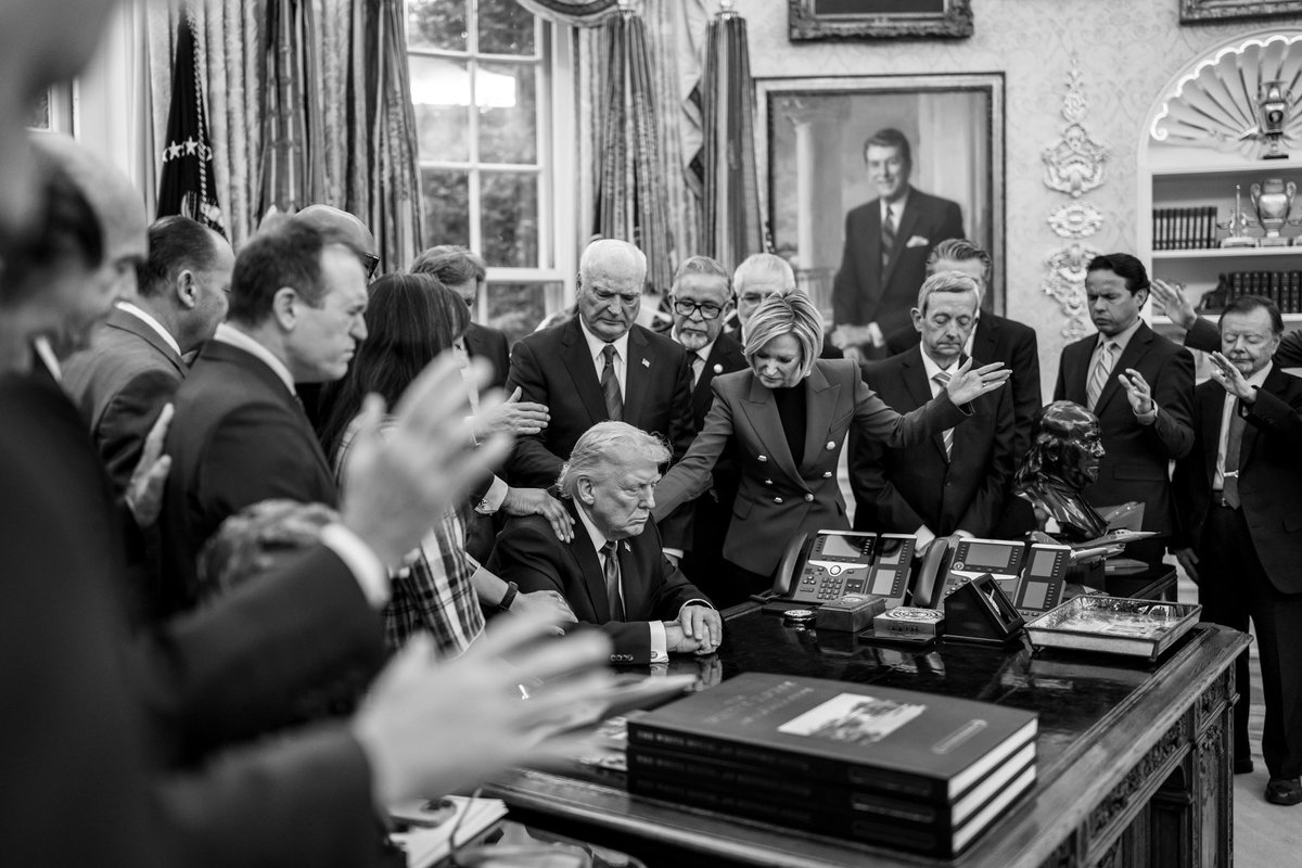 BasedPastorTrav's tweet photo. “Blessed is the nation whose God is the Lord.” 

-Psalm 33:12 https://t.co/NiKEuJ0Zfp