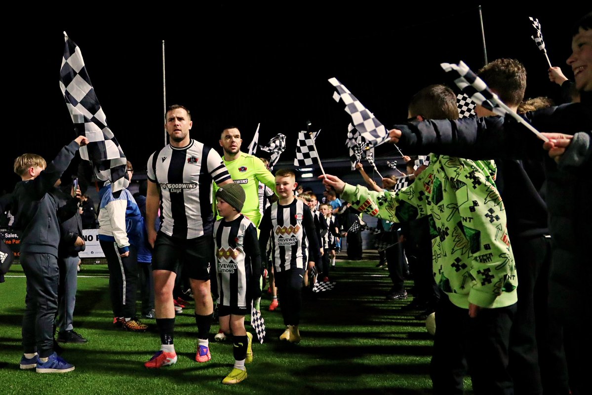 Eado (photo) tweet media