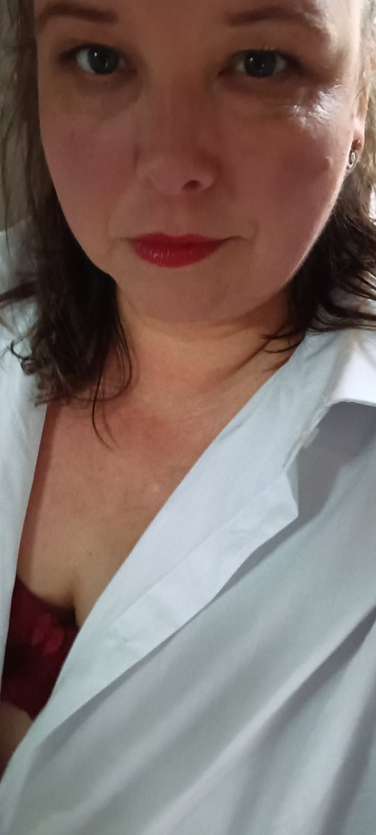 LadyAngel1503's tweet photo. Du bist zu beschäftigt,kannst dich nicht um deine Finanzen kümmern,kannst nicht gut mit Geld umgehen=kein Problem,hier komm ich als d. Bankberaterin,vertrauensvoll&amp;gierig ins Spiel.Vertrau mir,melde dich&amp;dein Problem ist gelöst 
Jetzt auch Revolut 
https://t.co/FXhsjhxZhI

Findom https://t.co/WBWIEDQ7lN