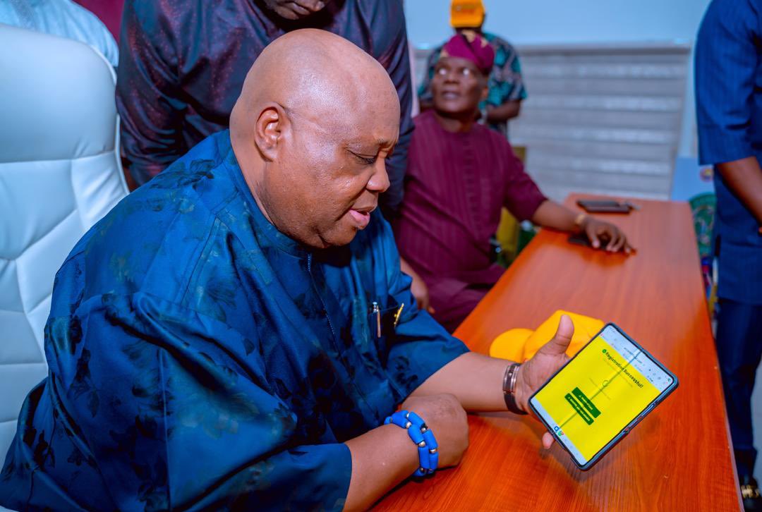 AAdeleke_01's tweet photo. I have just completed my online registration as a member of ACCORD in compliance with the new Electoral Act 2026 requiring political parties to maintain a digital membership register.

As Governor of Osun State and leader of ACCORD in our state, I invite all supporters of good governance and progress to join me in this process.

Together, we will continue to sustain the development happening across our state and prove once again that power truly belongs to the people.

Register now:
https://t.co/DZt1kleijf