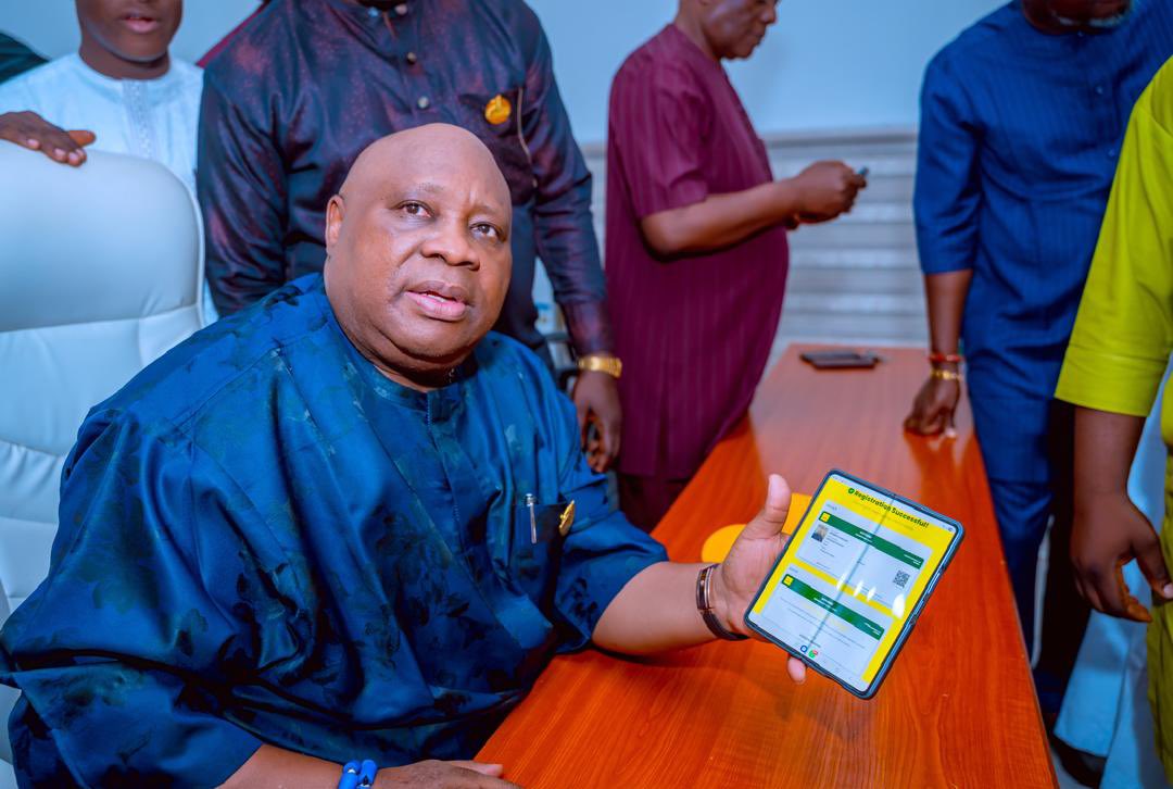 AAdeleke_01's tweet photo. I have just completed my online registration as a member of ACCORD in compliance with the new Electoral Act 2026 requiring political parties to maintain a digital membership register.

As Governor of Osun State and leader of ACCORD in our state, I invite all supporters of good governance and progress to join me in this process.

Together, we will continue to sustain the development happening across our state and prove once again that power truly belongs to the people.

Register now:
https://t.co/DZt1kleijf