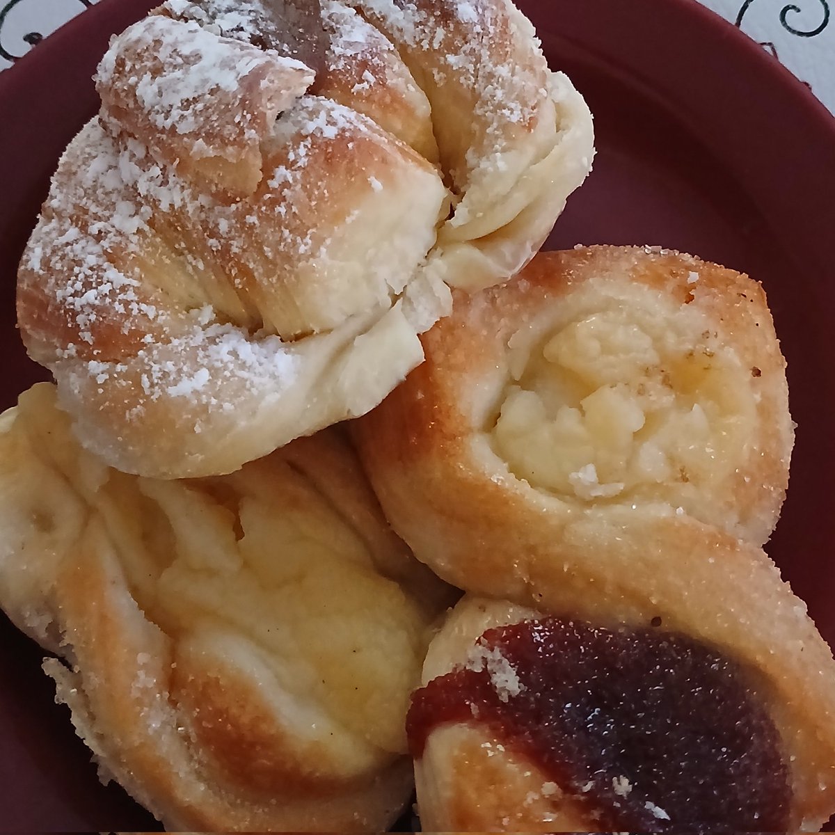 que remil carajos es una crumbl cookie