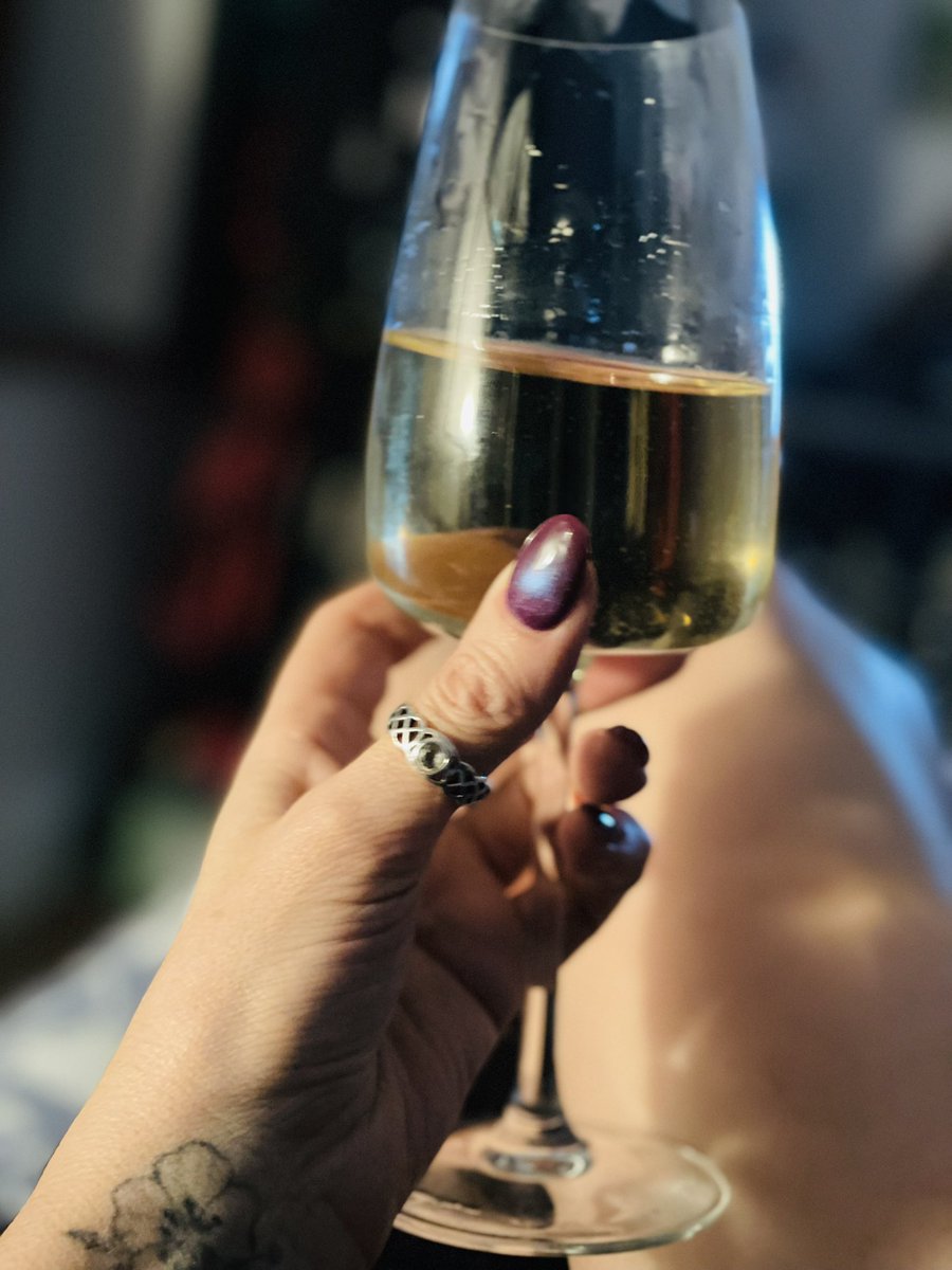 sheilaMol tweet media