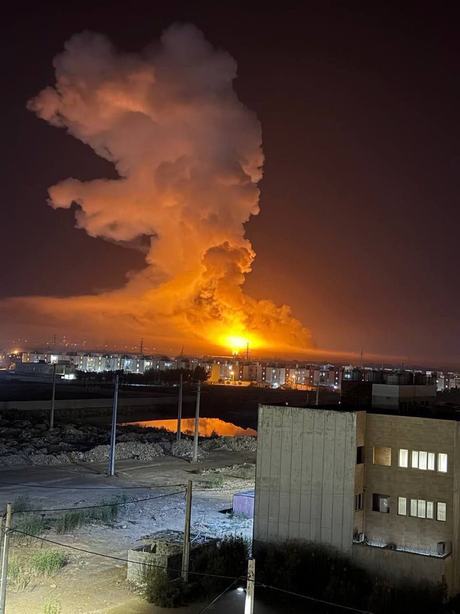 🇮🇷 Iran’s oil facilities are getting wiped out tonight