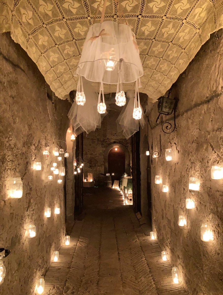 _sam_sa_ra's tweet image. È incredibile come qualcuno possa diventare gigantesco nella nostra memoria, prima di vederlo per ciò che è veramente, solo un punto.

📸 #scrolling