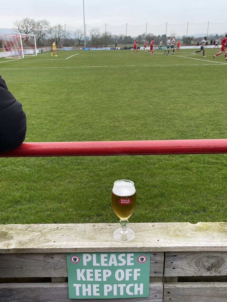 Lee Thwaite tweet media