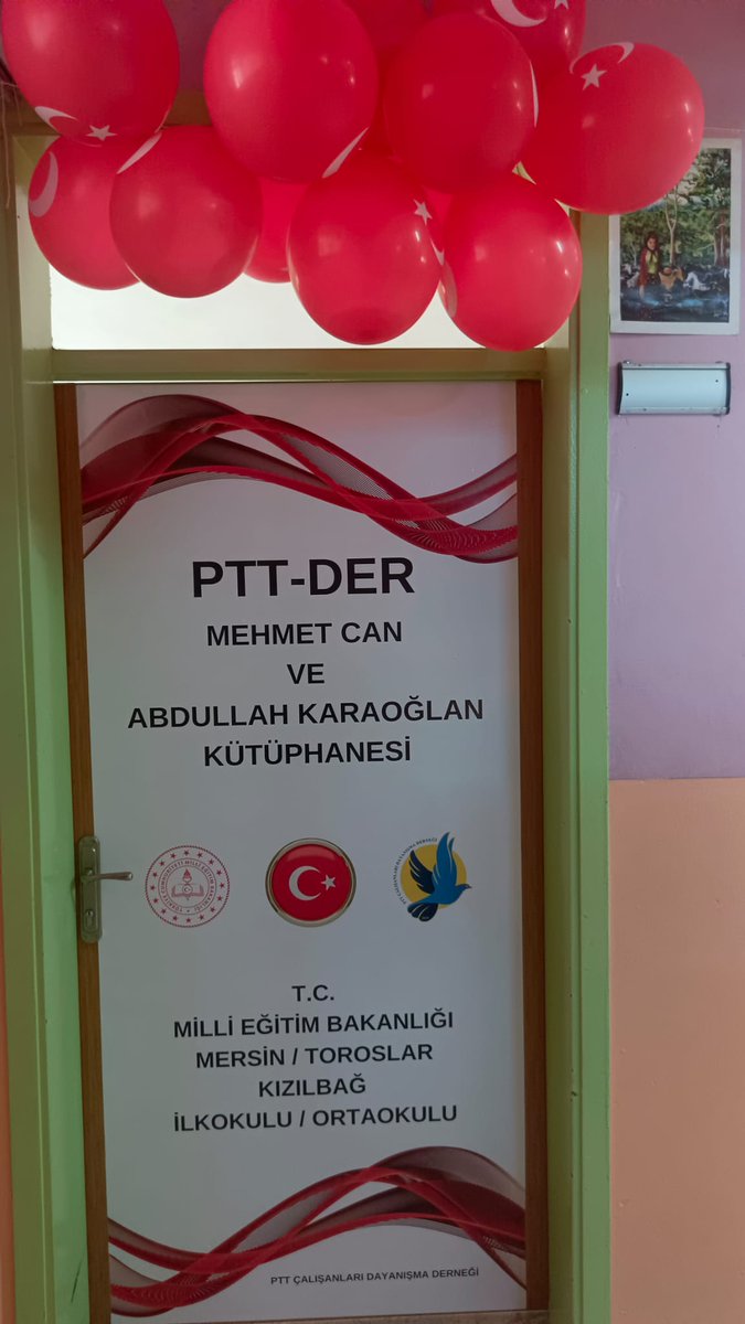 ptt_der's tweet photo. Vefa Yaşarsa Umut Büyür…

PTT-Der olarak, aramızdan ayrılan kıymetli mesai arkadaşlarımız Mehmet Can ve Abdullah Karaoğlan adına başlattığımız kütüphane çalışmasını bugün tamamlayarak Mersin Kızılbağ Köy Okulu’nda açılışını gerçekleştirdik.
Meslektaşlarımızın aziz hatırasını+ https://t.co/SuSCvc4NDA