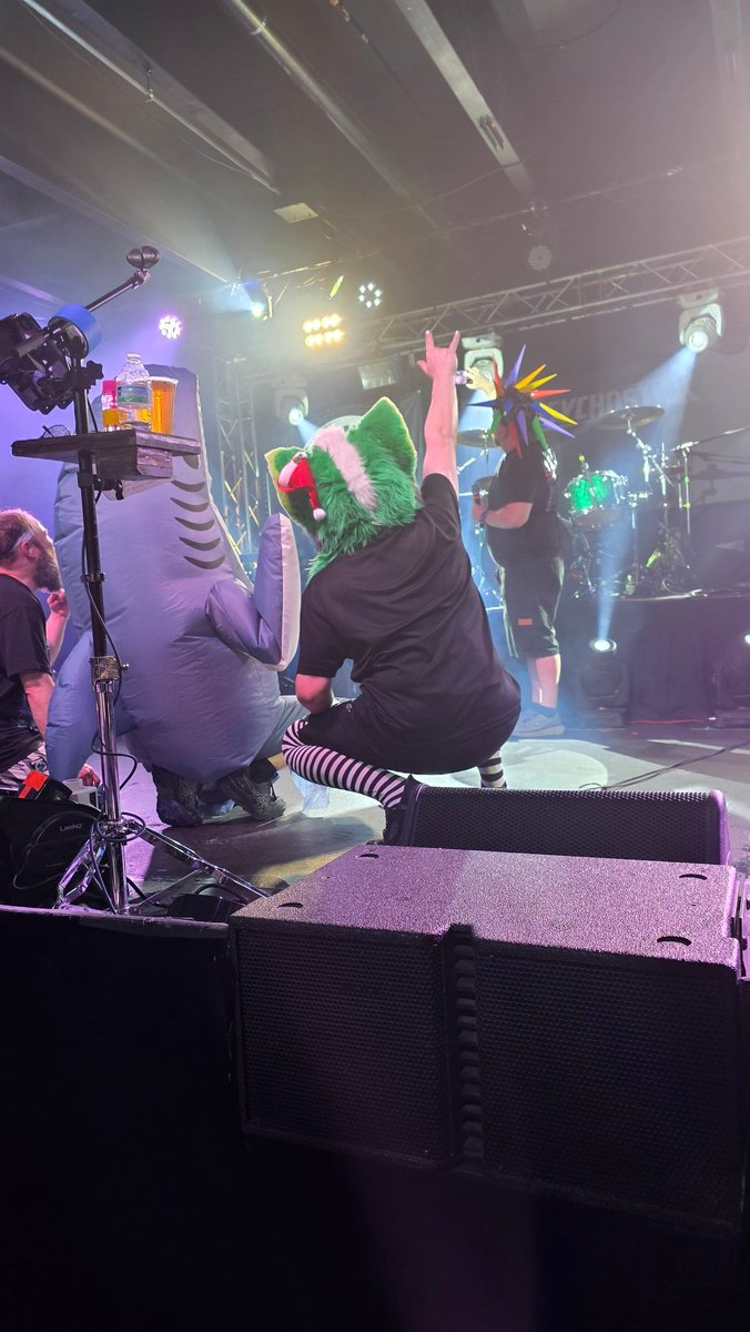 AtomiK 🔜 Denfur tweet media