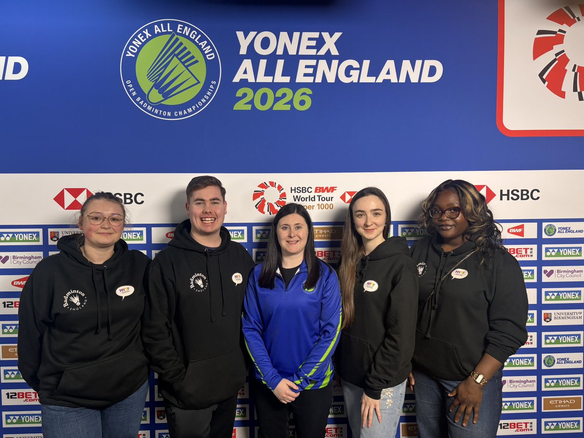 Holly Robson tweet media