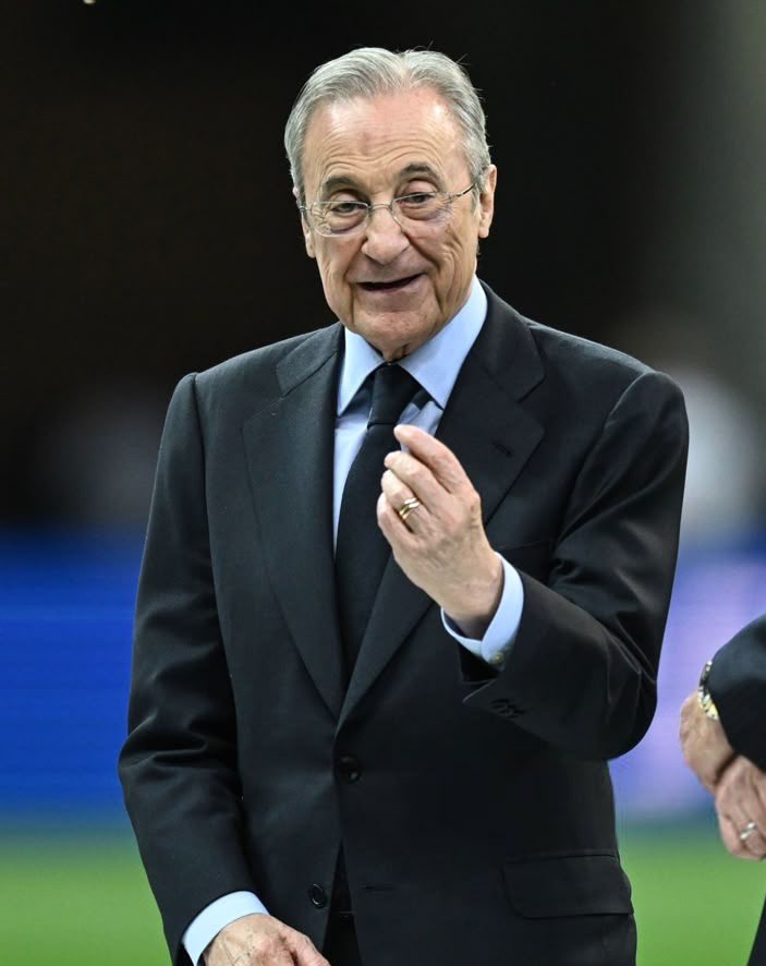Tobs_fc's tweet photo. If you tell me Ferran Torres is a family member to Florentino Perez i will definitely believe you. 

[This guy plays against us] https://t.co/zLI0jozh33