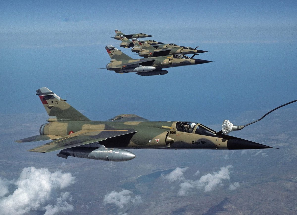 KOMARMIES's tweet photo. #Backtothepast ⏳️ #Moroccan Air Force 🇲🇦 A pack of Dassault Mirage F1, one of them is being refueled in flight.

From 1980, Royal Moroccan Air Force received up to 50 Mirage F1s from #Dassault 🇫🇷 which were deployed during the war in #Sahara. 
They were heavily used in a desertic 🏜 harsh environment,
some of them were lost, then attrition/cannibalization left only 27 Mirage #F1 modernized around 2008 to the ASTRAC 2000 standard. 

In its time, it was an excellent fighter jet, very versatile, skilled in interception missions, it was the spearhead of Moroccan #aviation.
Today they are out of service. #Morocco #Maroc