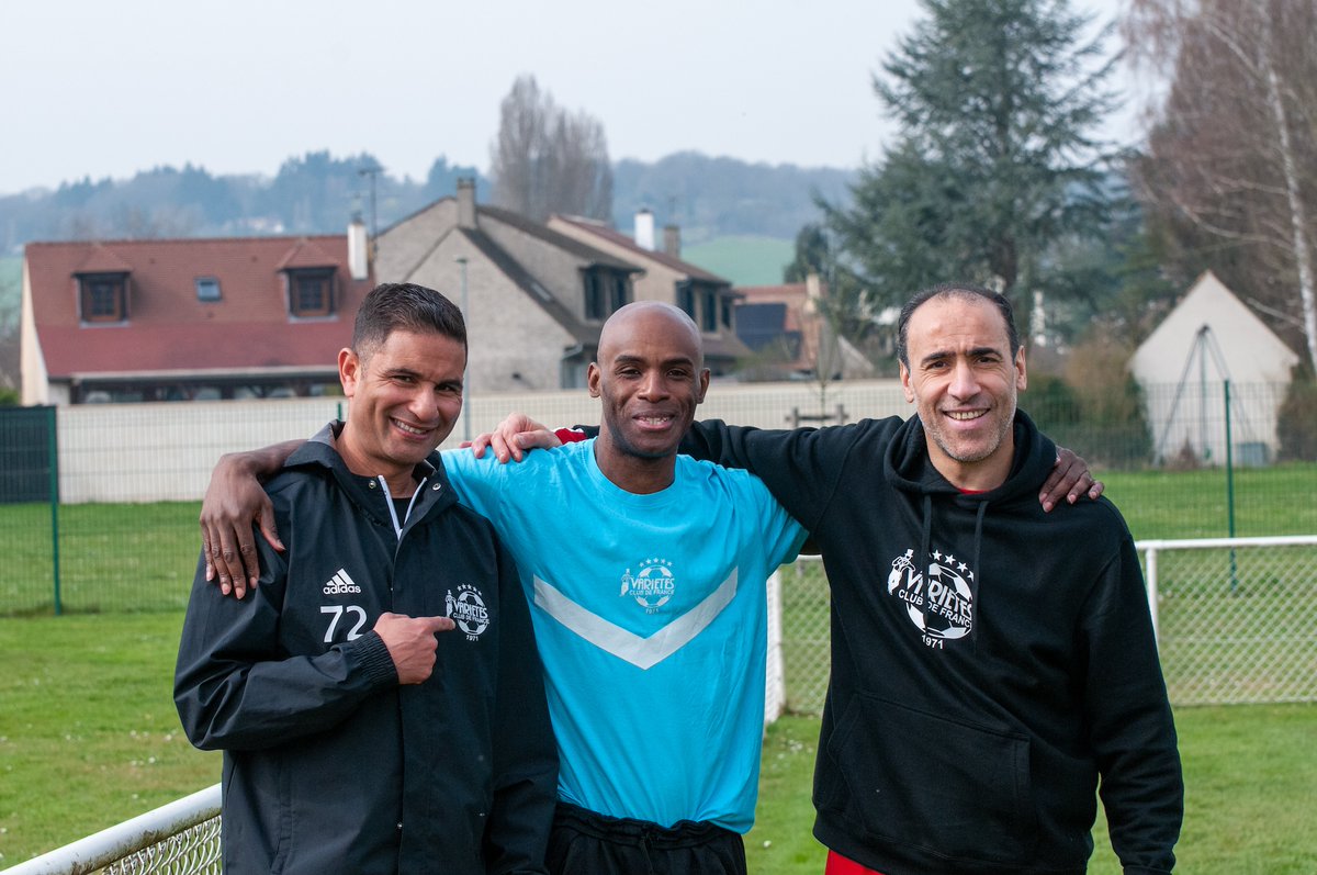 Variétés C.F. tweet media