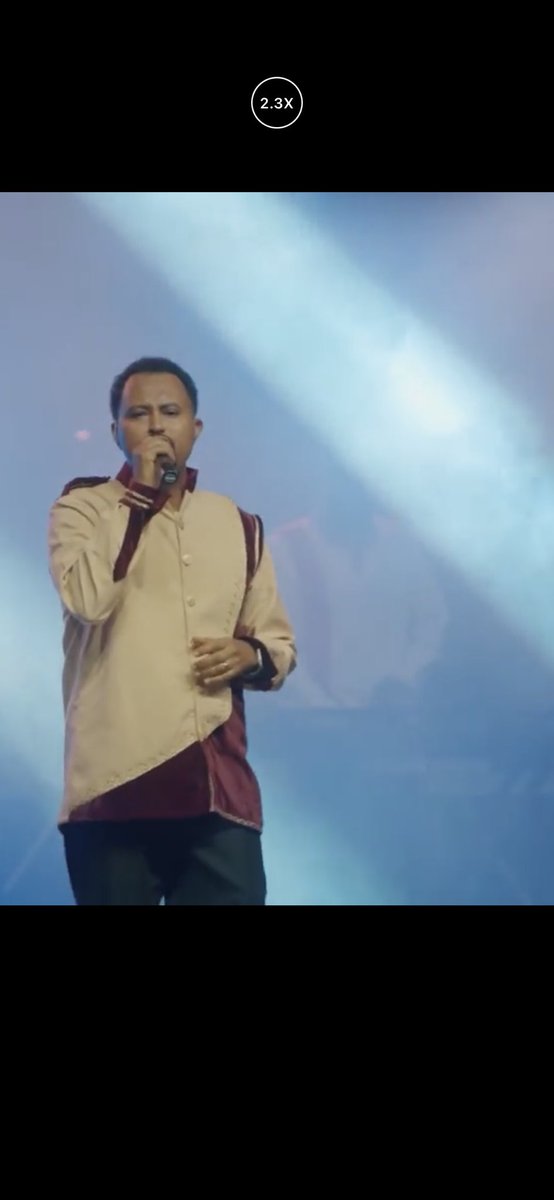mik78151's tweet photo. Today  i was watching the tizitaw samuel Millennium hall mezmur concert.while watching some ideas came to me: በ ህዝቡ ዐይን ውስጥ ብዙ ነገር ይነበባል (የ ክርስቶስን ፍቅር፤ ውለታውን፤ናፍቆት፤መንፈሳዊ ጥማት፤) the hall was full of God’s presence.
#God
#Ethiopia https://t.co/xAJmF6FL2N