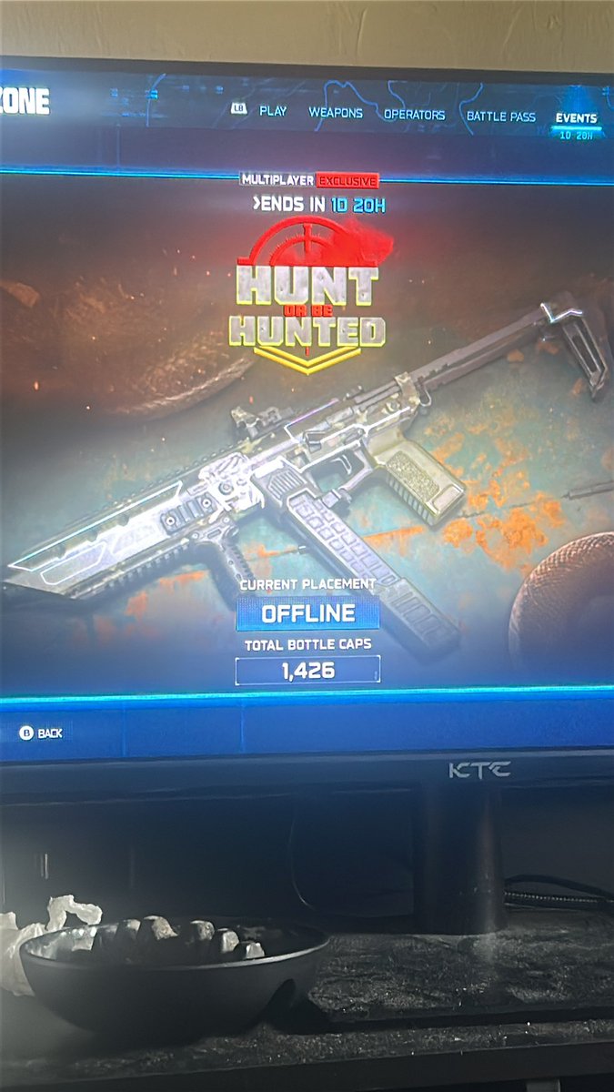 Jayye1997's tweet photo. Why my event offline still n not working @CODBO7Informer https://t.co/QBbj7W3PjF