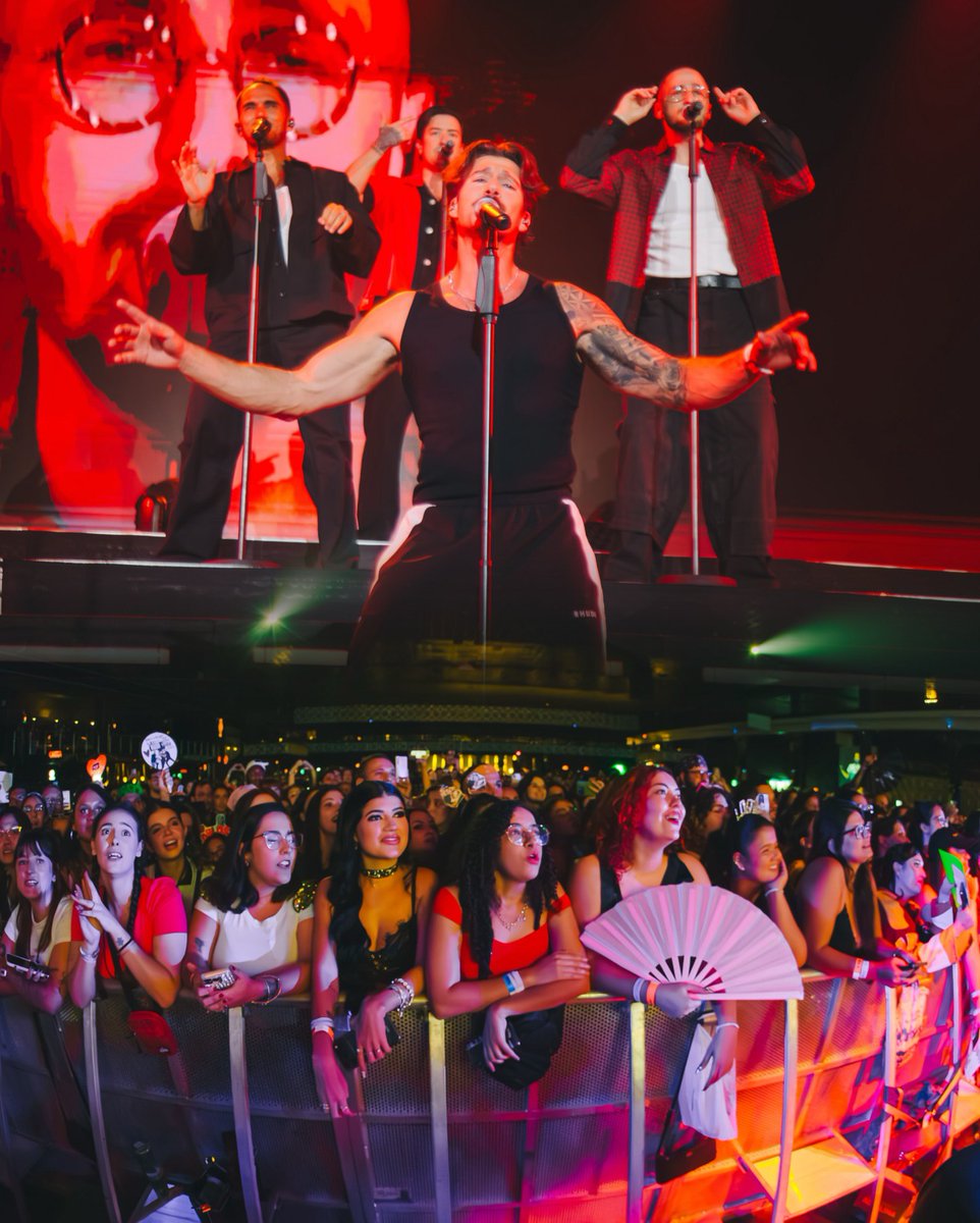 BtrBraCom's tweet photo. 📸 | 07.03.2026 — Big Time Rush durante o show no Espaço Unimed, São Paulo.

Cr. Marcosoliveirapht https://t.co/cqvL4V9T0a