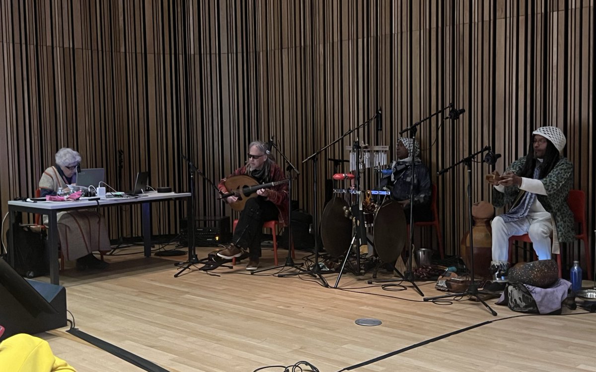 Sasha Stiles | AI alter ego Technelegy ✍️🤖 tweet media