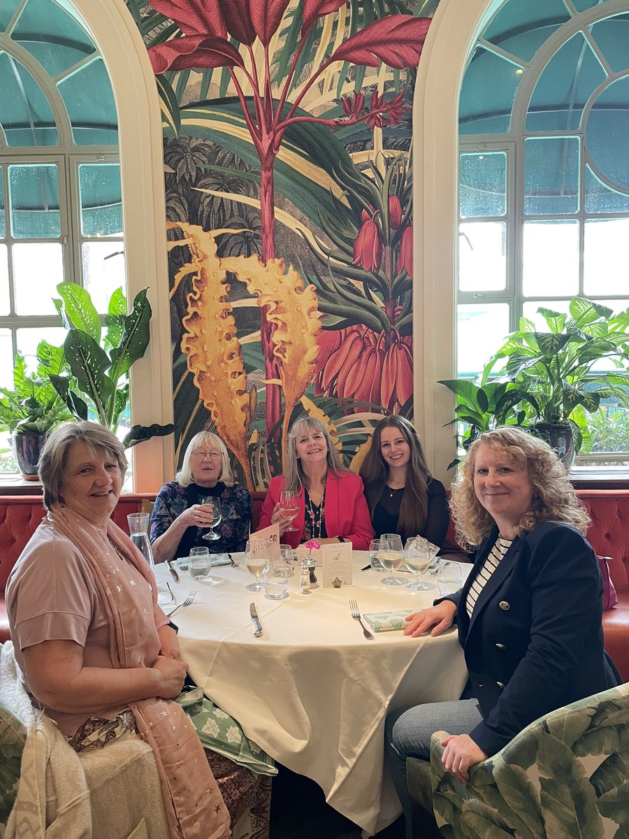 Hollyhock (AKA Amanda😊) ADI tweet media