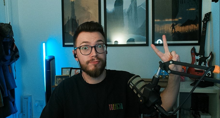 Namby ✈ tweet media