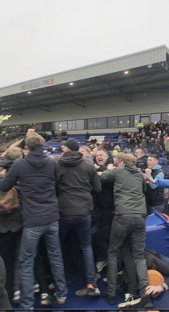 Rickoche_ tweet media