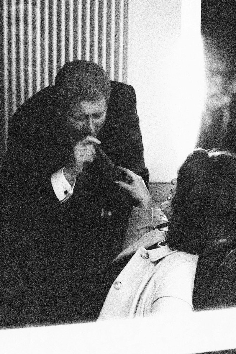 Alison Jackson tweet media