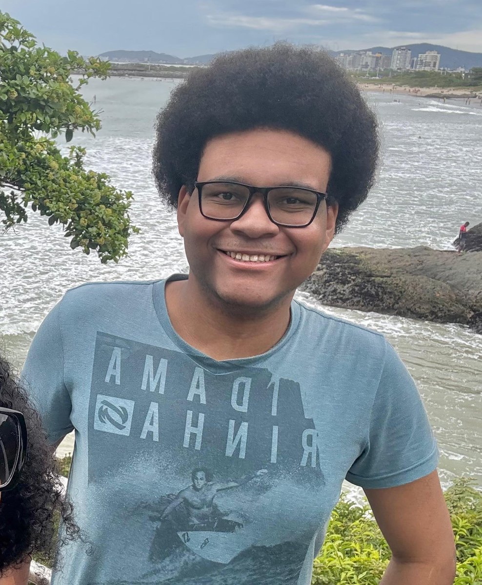 Icon // user

Sim o pai tá gordinho, mas faz parte