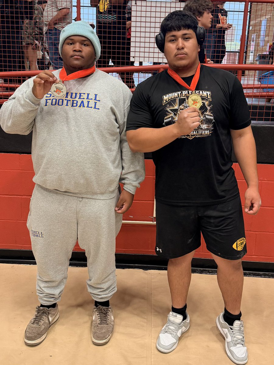 Coach Harris tweet media