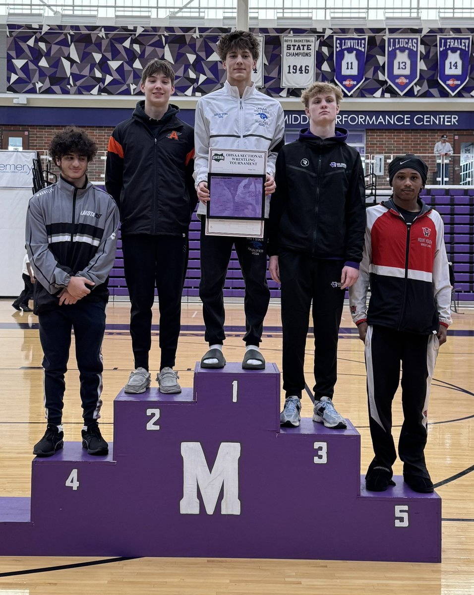 AHSRaptorsAD's tweet photo. HUGE SHOUTOUTS of GOOD LUCK to our @AHSRaptorWrestl 
JOE SCHNURSTEIN 
as he earned a spot in the DISTRICT CHAMPIONSHIPS by being crowned Runnerup at the SECTIONAL CHAMPIONSHIP!!!
@AndersonRaptors are FIRED UP to HOOT &amp; HOLLER for him this weekend!!!!! #AHSisEXCITED #AHSisFAMILY https://t.co/U6dLTb3iVq