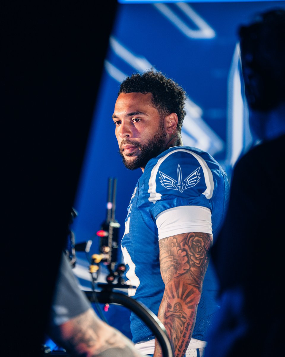 BattlehawksUFL's tweet image. best lookin' team in the league. argue with a wall.