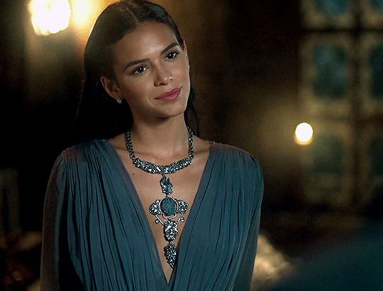 Zamanı olmayan insan yoktur. 
Önceliği olmayan insan vardır.

#GeceyeBirNot #geceye