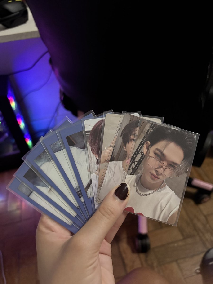 hwaenyeo's tweet photo. — feedback super positivo pra @enjzcaptor ✨
me vendeu vários cards, veio bem embaladinho e foi muito atenciosa em todo o processo! muito feliz de ter meus primeiros cards 🥹💜 https://t.co/MDhXkBdbio