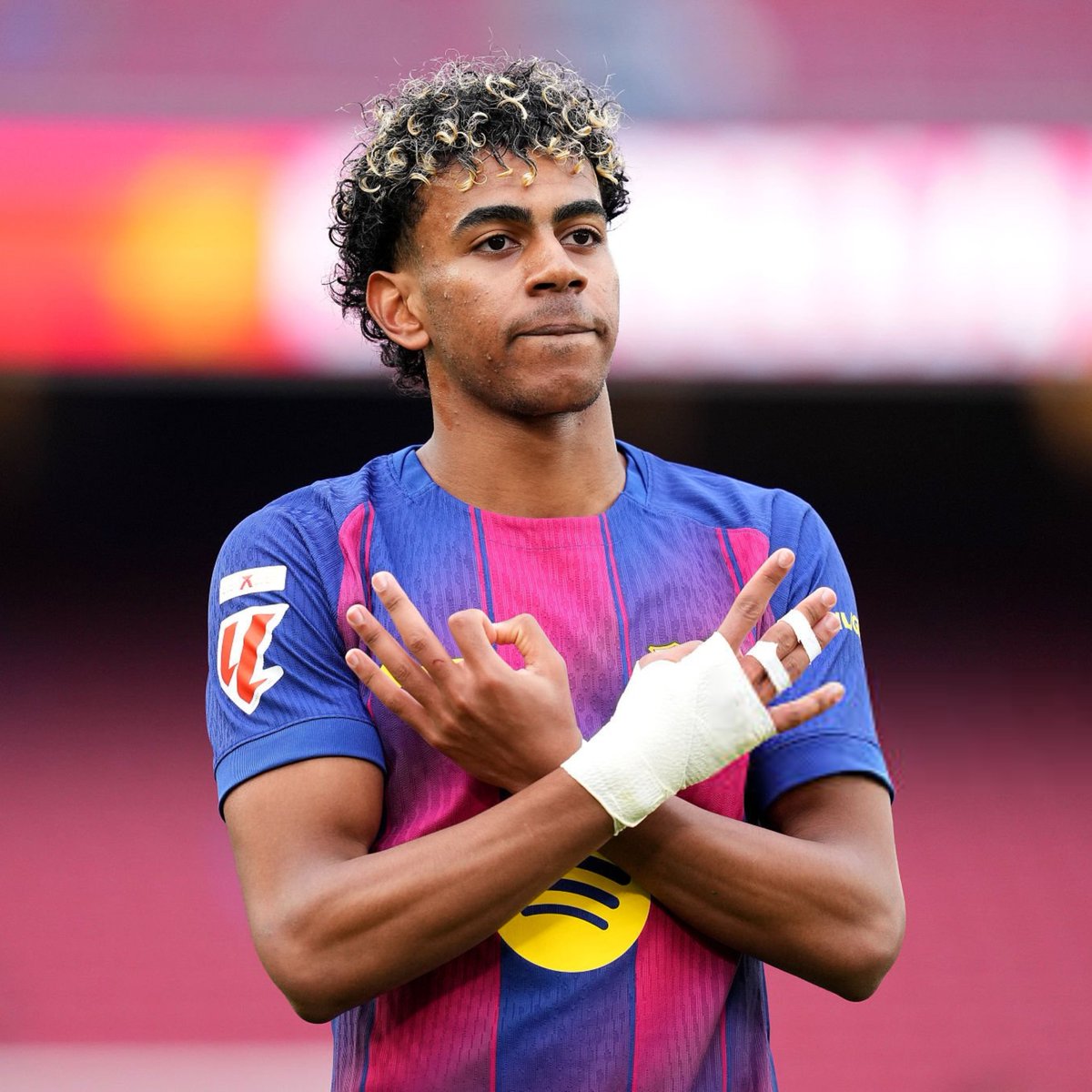 Instant Foot ⚽️ tweet media