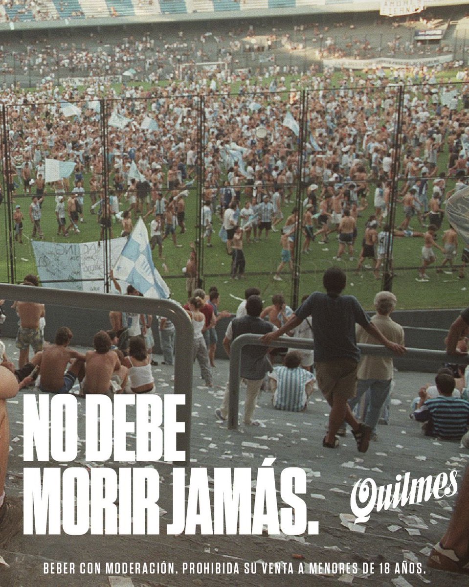 Feliz día a esa hinchada que llena la cancha aunque no se juegue un partido <a href="/RacingClub/">Racing Club</a>