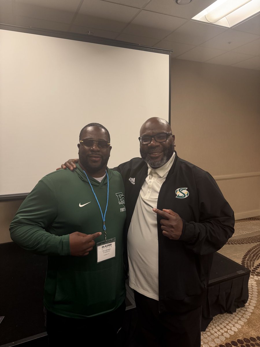 Coach Tim tweet media