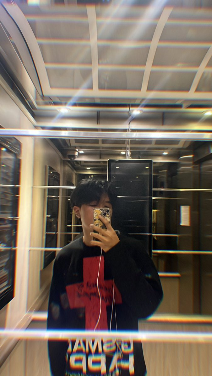 ท้อมีไว้ให้ลิงถือ tweet media