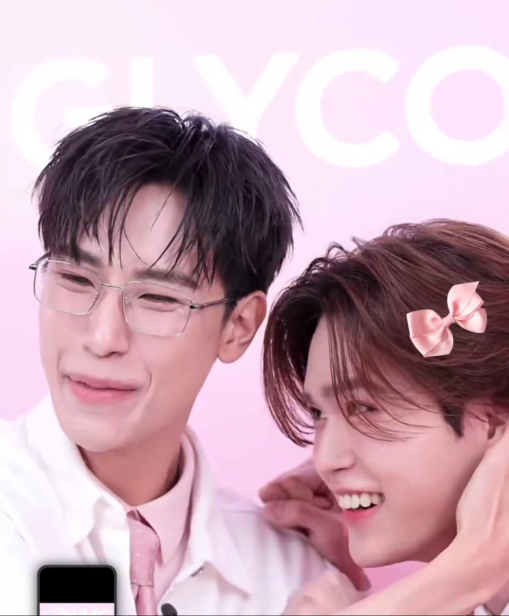 Alyssa ✨️BabyFeat❤️💙✨️ bl multi stan tweet media