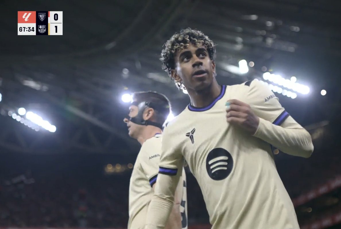 🚨 𝗖𝗥𝗔𝗭𝗬 𝗦𝗧𝗔𝗧: Lamine Yamal has now produced 19 goals + 17 assists in all competitions this season.

He is 18 years old.