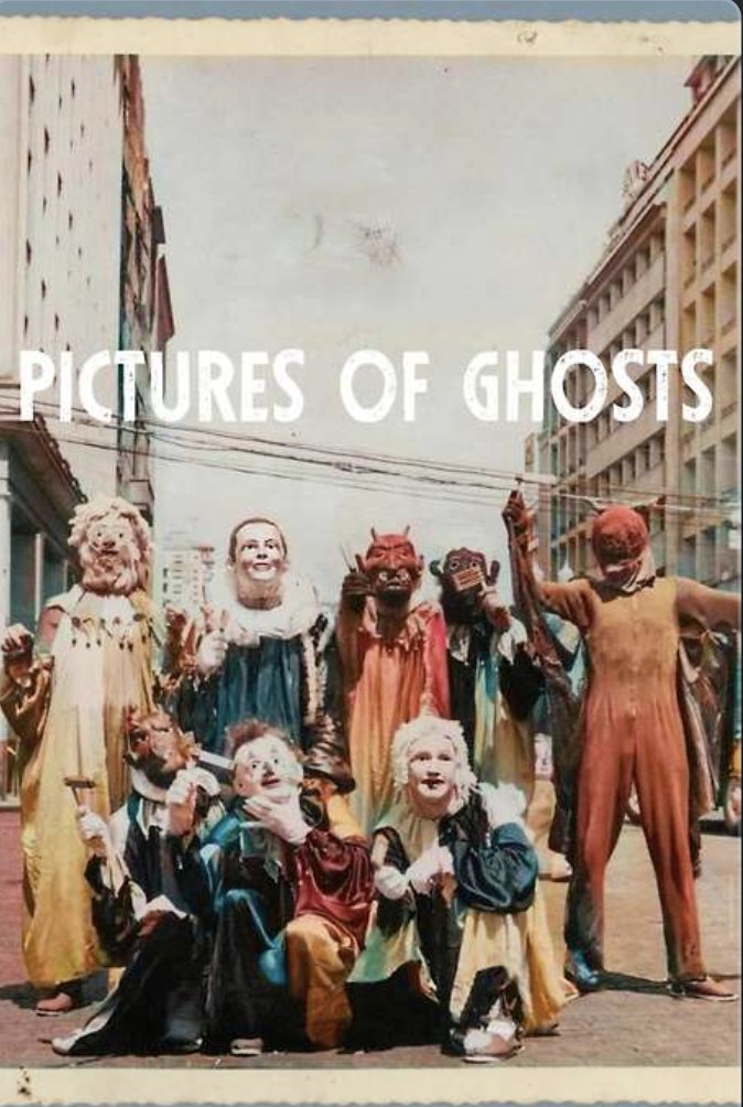 Qué difícil descargar el torrent de Retratos Fantasmas 🇧🇷 solo tiene 1 peer y nunca se conecta. 

Completando la filmografía del gran Kleber.