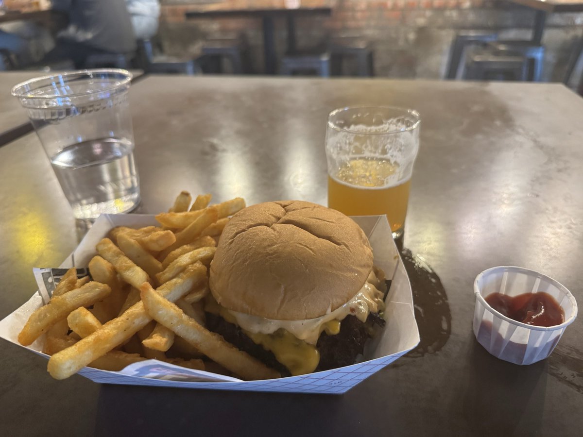 DFWBeerScene tweet media