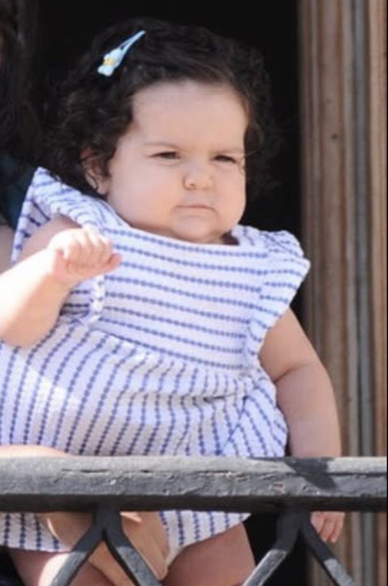 Como un letrero q vi  de una niña en una marcha Feminista
 “Junten Miedo que estoy creciendo” 💜