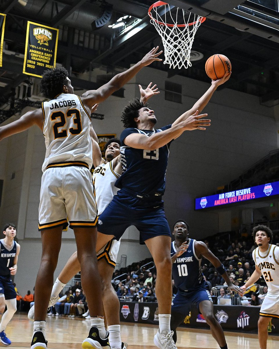 UNH Men's Basketball tweet media