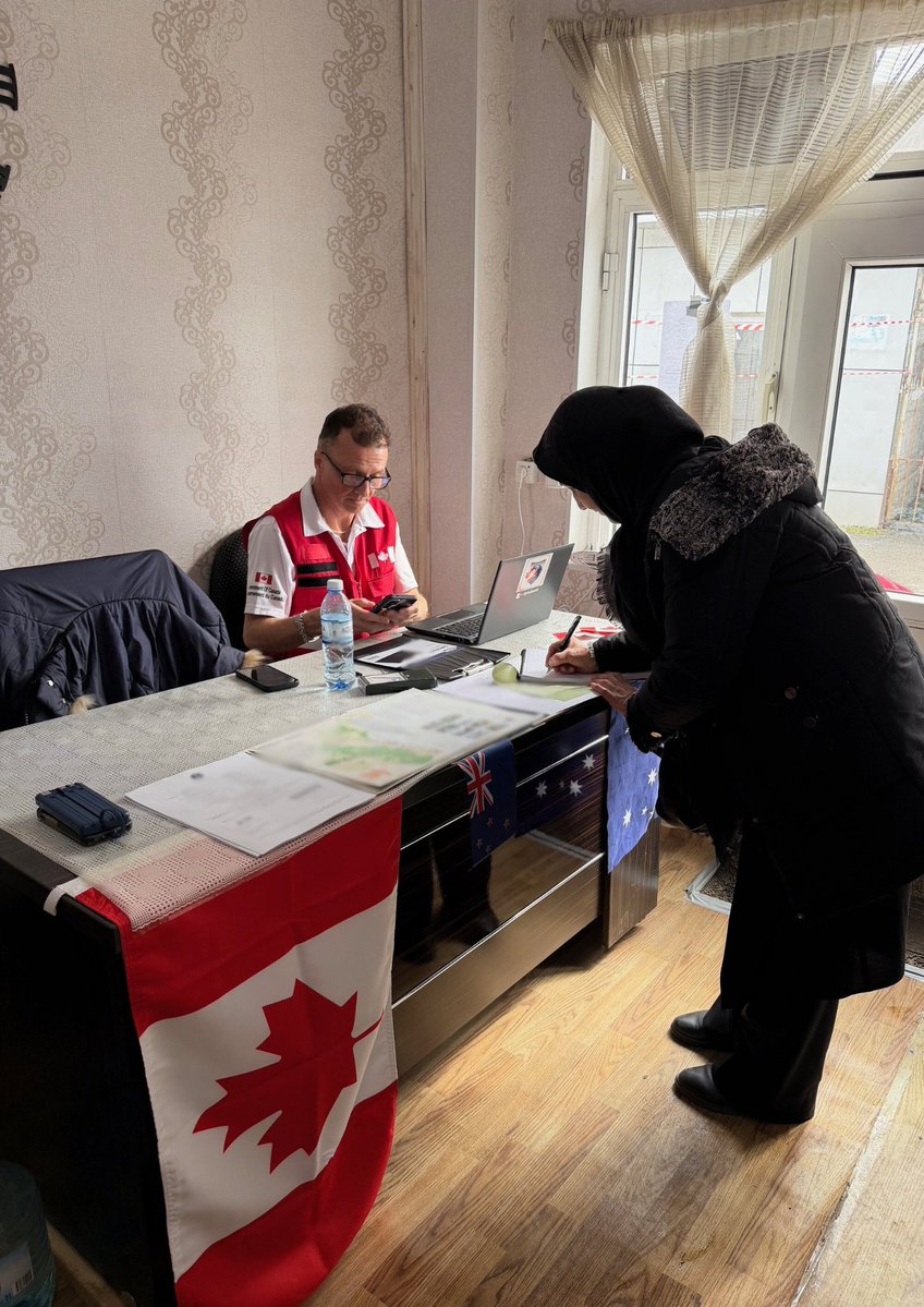 Travel.gc.ca tweet media